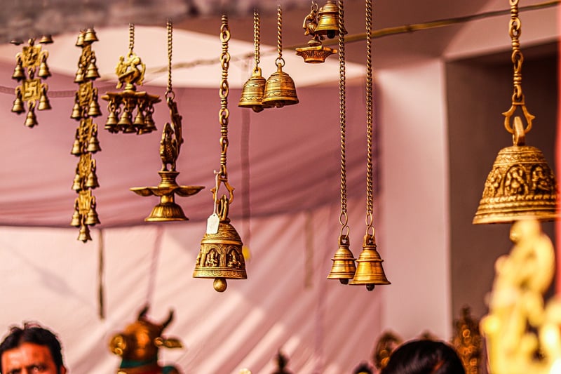 Creative Hanging Displays